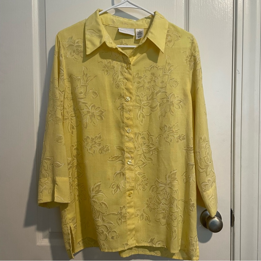 Alfred Dunner Light Yellow Blouse